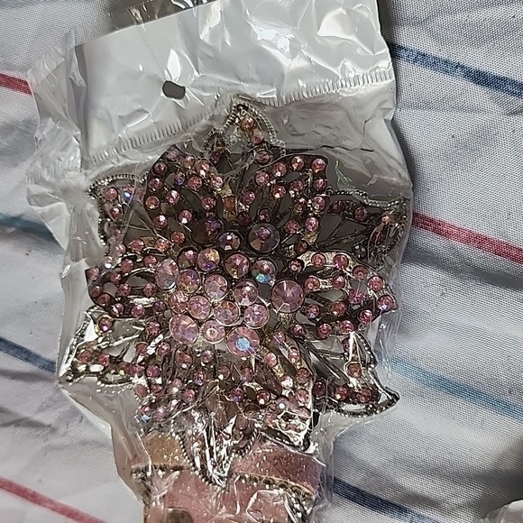 Brand new Elegant Women's Belt Set of 3 with Crystal Accents/rhinestone - Picture 6 of 11